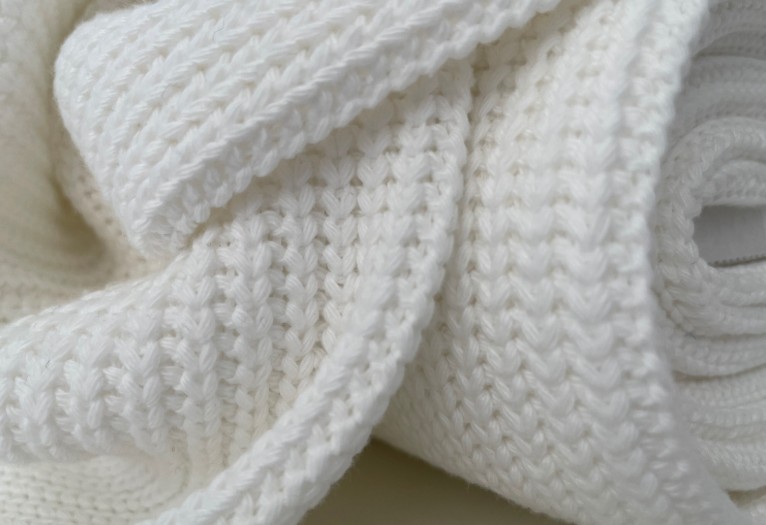 white knitted custom clothing manufacturer